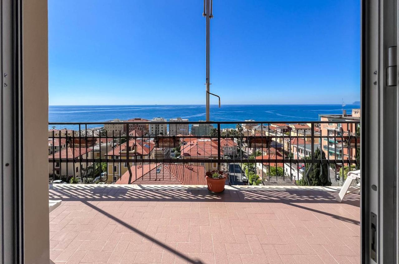 ואראצה Grande Appartamento Vista Mare מראה חיצוני תמונה